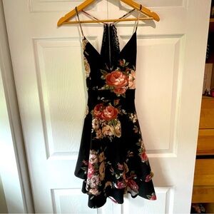 Eclipse-Flowered lace back dress-size small